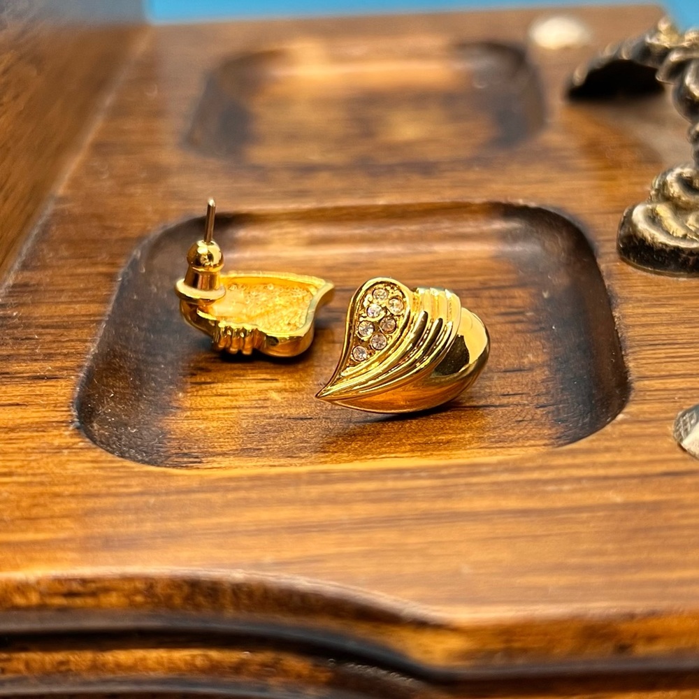 Gold Tone Vintage Stud Earrings